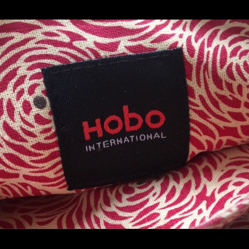 Hobo wallet red